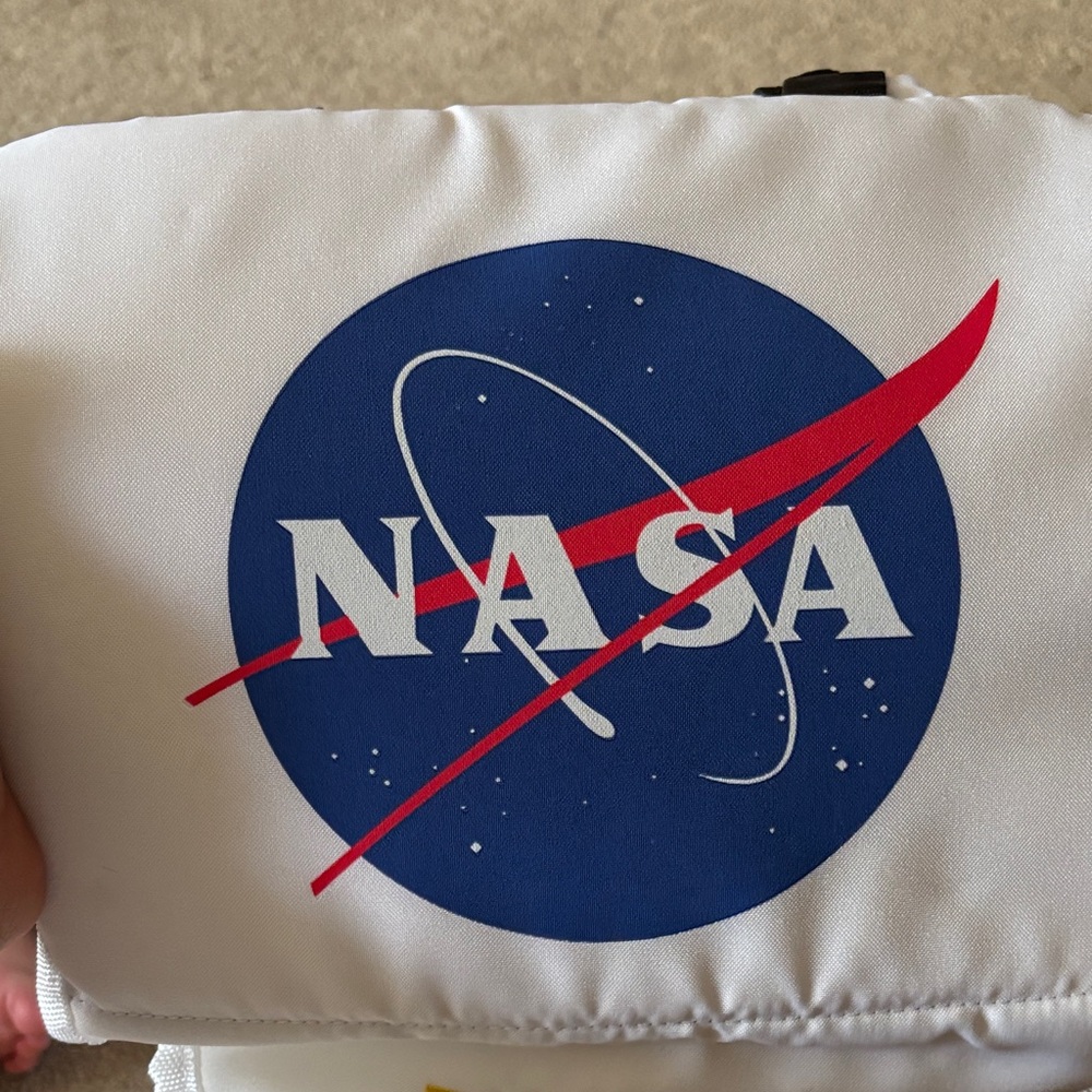 NASA Backpack - Picture 2 of 7